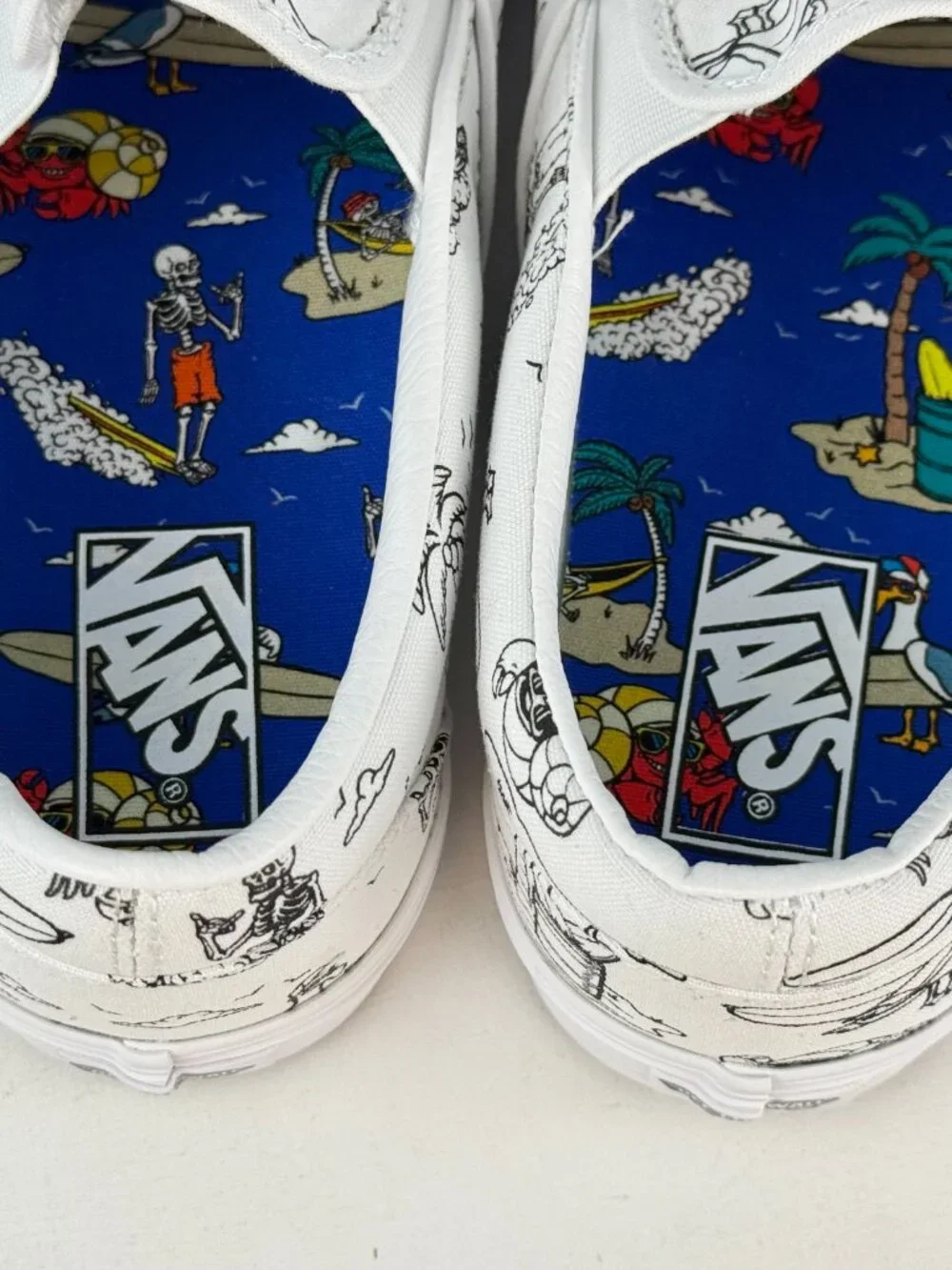 Men's 9.5 Women's 11 -VANS Classic Slip-On Low Tide True White Sneaker-500714